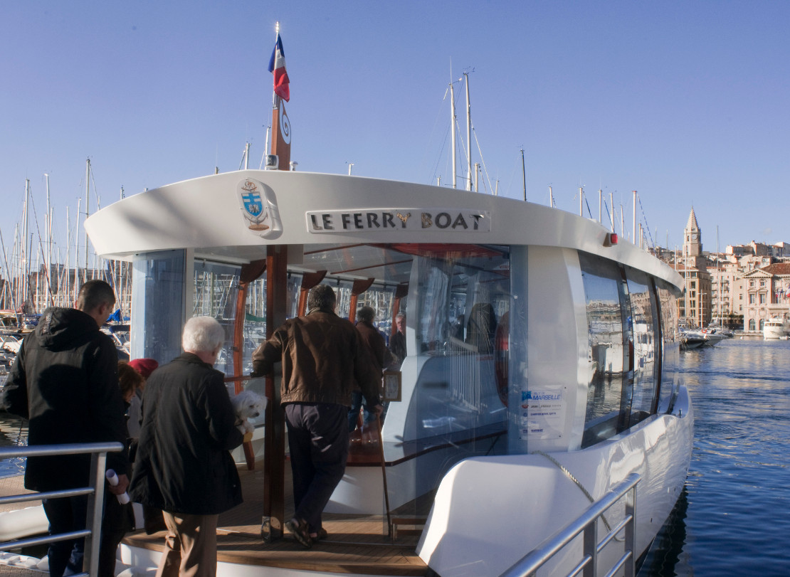 Ferry boat traversée du Vieux Port de Marseille